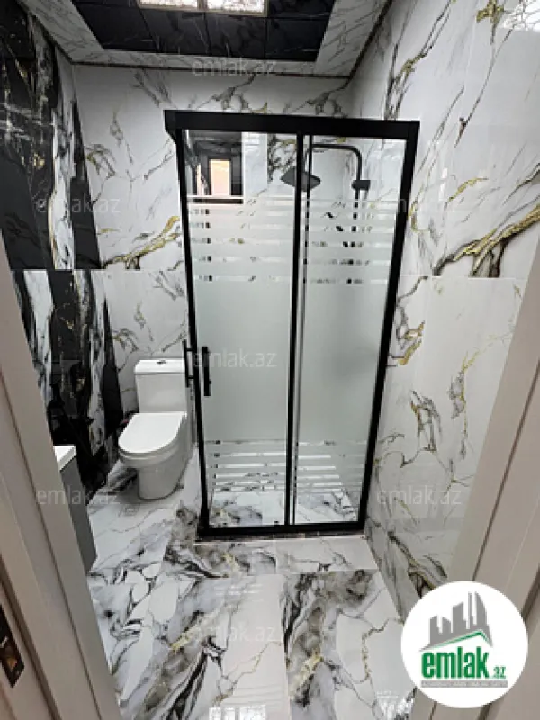 Satılır 4 otaqlı mənzil 130 m²