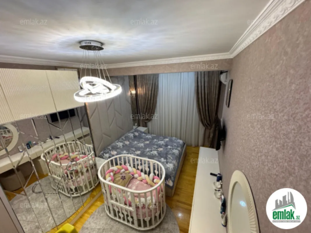 Satılır 4 otaqlı yeni tikili 133 m²