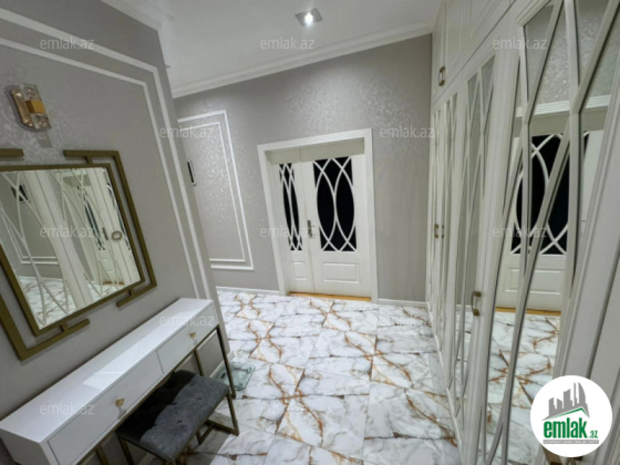 Satılır 4 otaqlı yeni tikili 133 m²