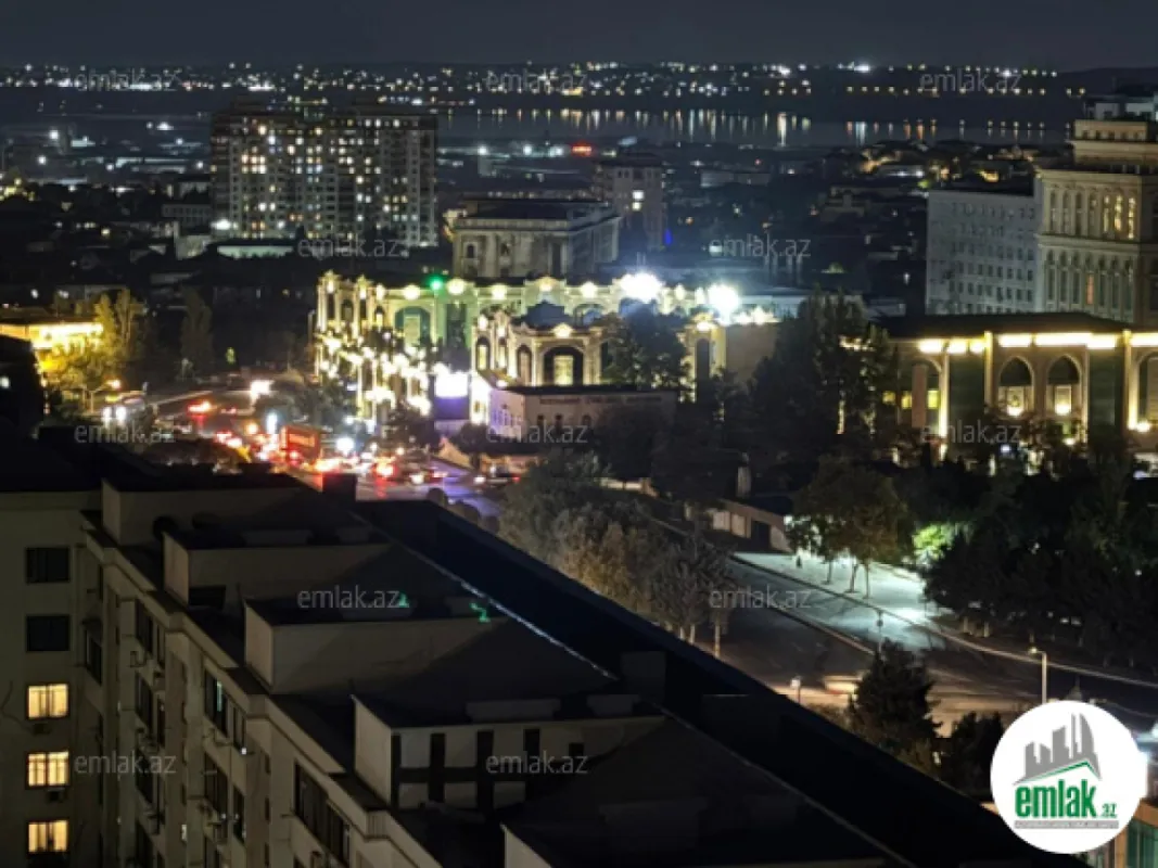 Satılır 4 otaqlı yeni tikili 133 m²