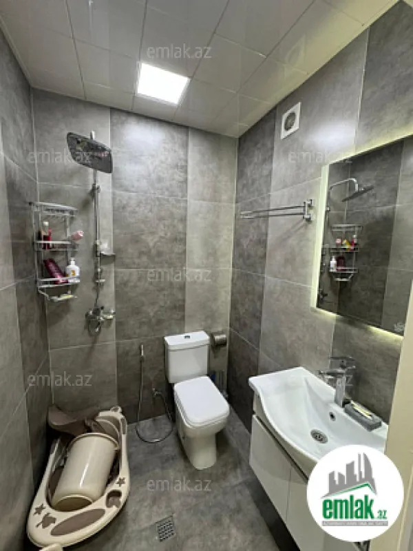 Satılır 4 otaqlı yeni tikili 133 m²