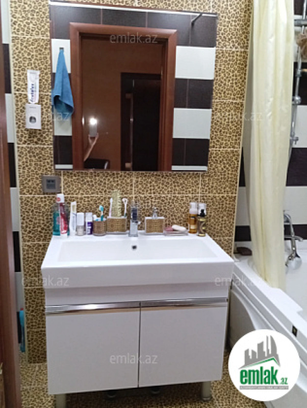 Satılır 3 otaqlı yeni tikili 78 m²