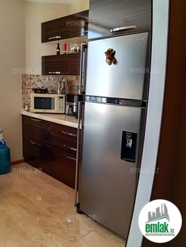 Satılır 3 otaqlı yeni tikili 78 m²