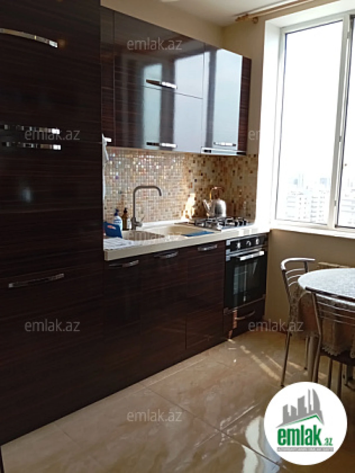 Satılır 3 otaqlı yeni tikili 78 m²