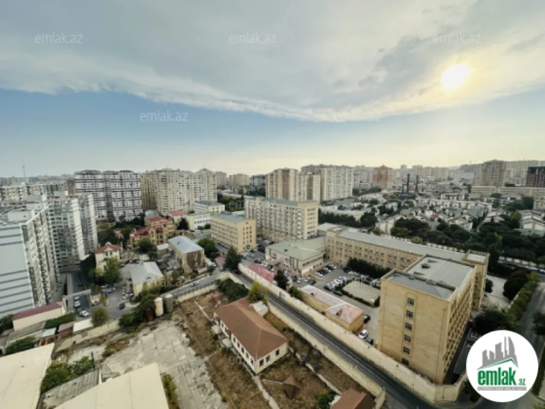 Satılır 3 otaqlı yeni tikili 78 m²