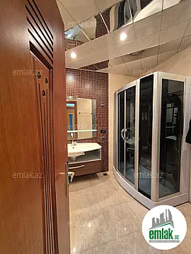 Satılır 3 otaqlı yeni tikili 120 m²