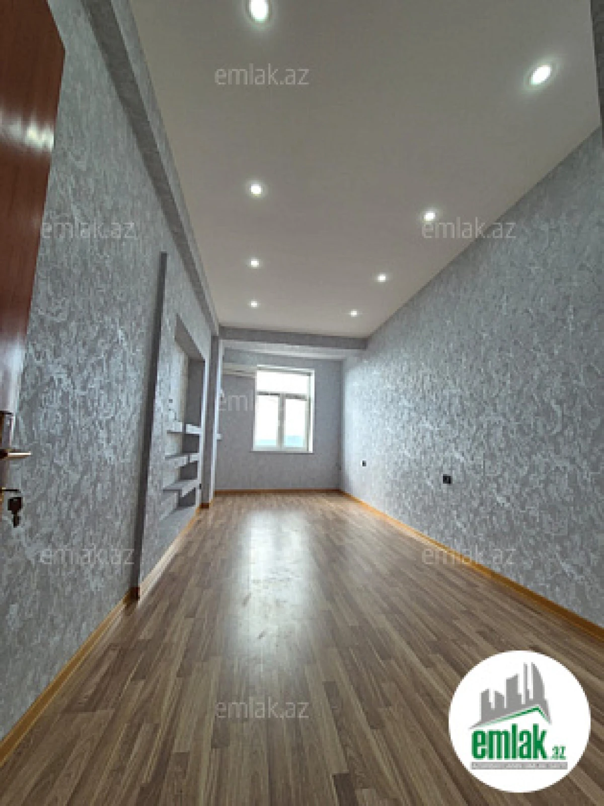 Satılır 3 otaqlı yeni tikili 120 m²