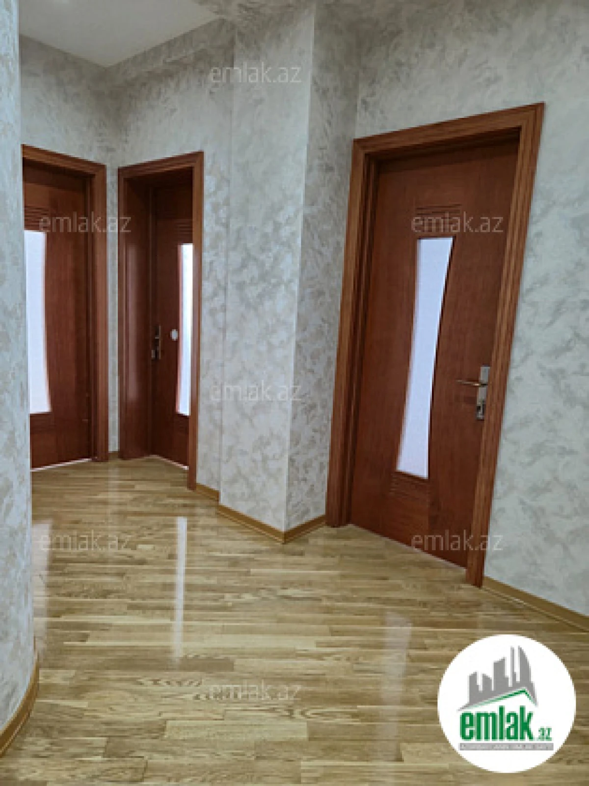 Satılır 3 otaqlı yeni tikili 120 m²