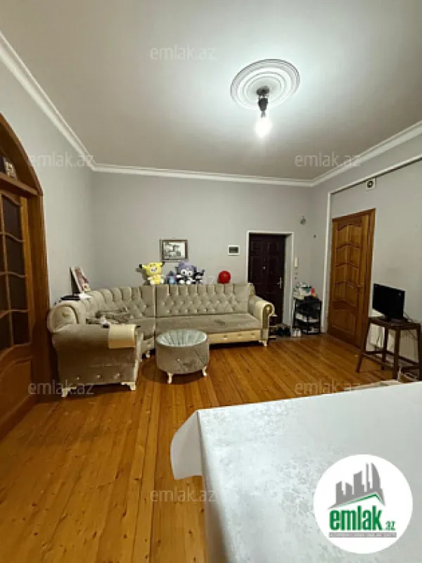 Satılır 2 otaqlı yeni tikili 75 m²