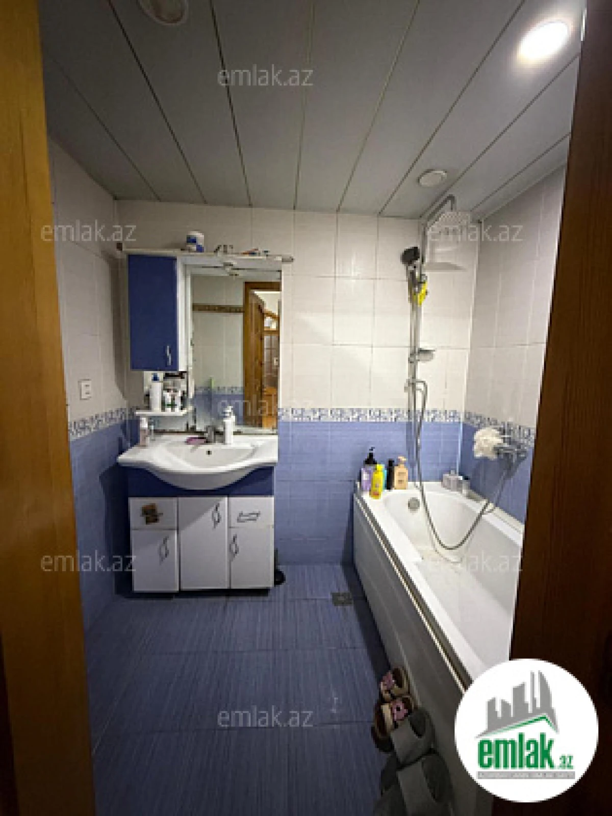 Satılır 2 otaqlı yeni tikili 75 m²