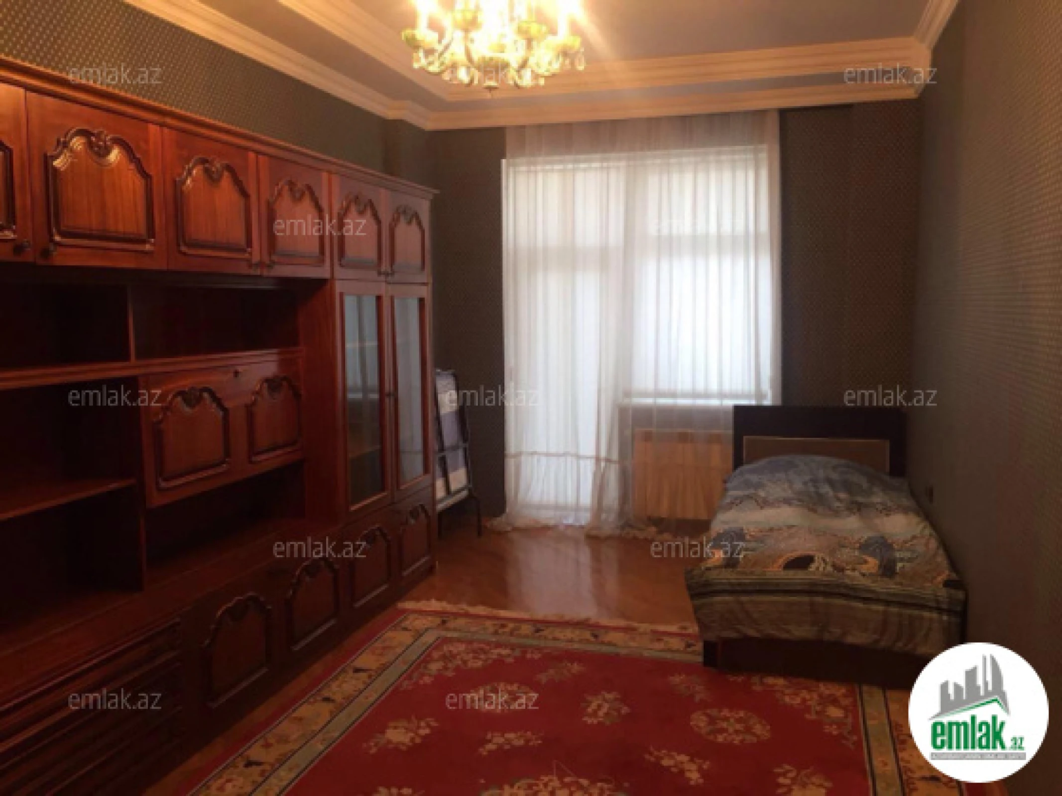 Satılır 3 otaqlı yeni tikili 175 m²