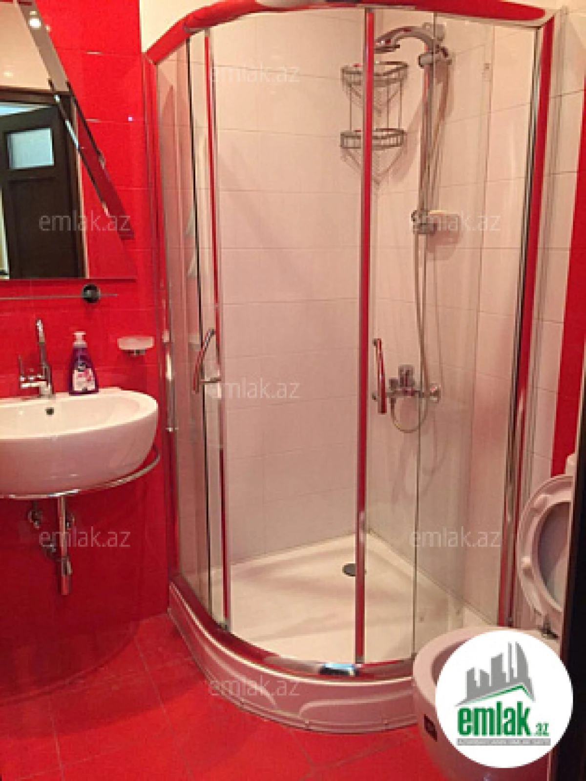 Satılır 3 otaqlı yeni tikili 175 m²