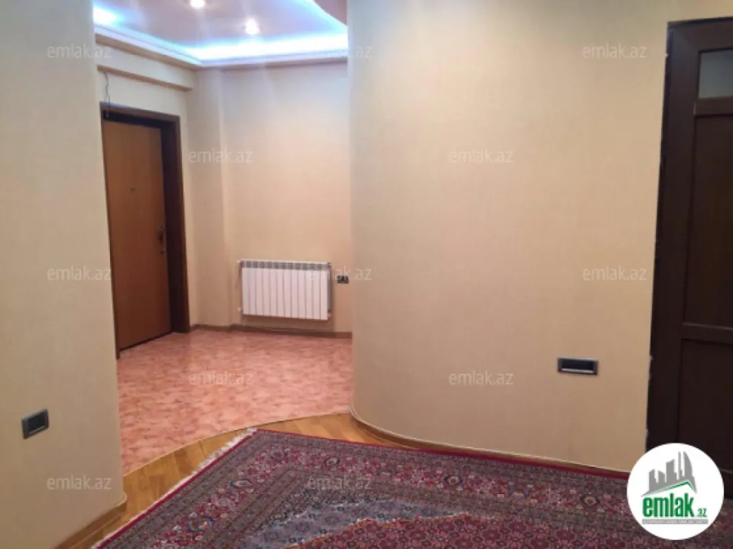 Satılır 3 otaqlı yeni tikili 175 m²