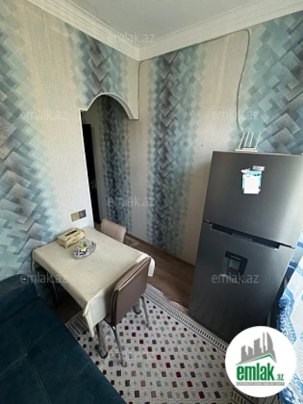 Satılır 2 otaqlı köhnə tikili 35 m²