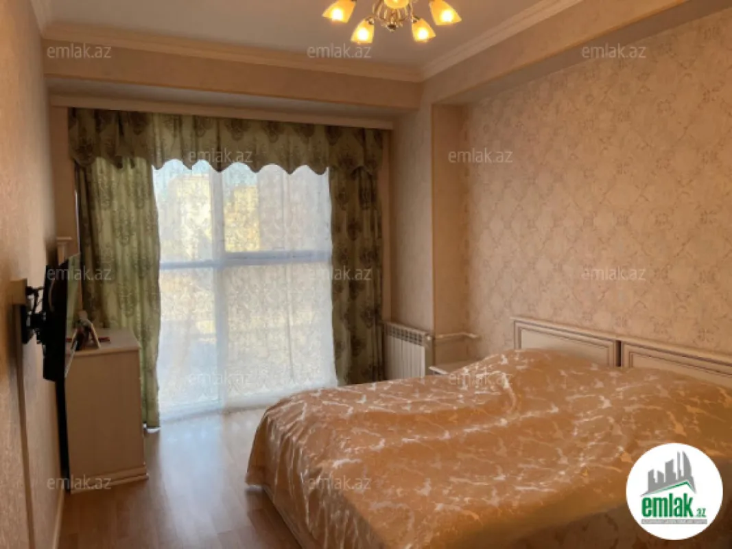 Satılır 3 otaqlı yeni tikili 110 m²