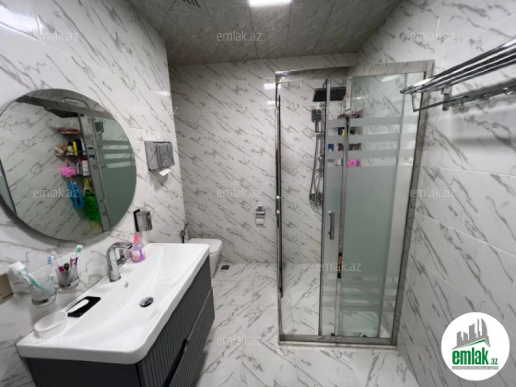 Satılır 3 otaqlı yeni tikili 110 m²