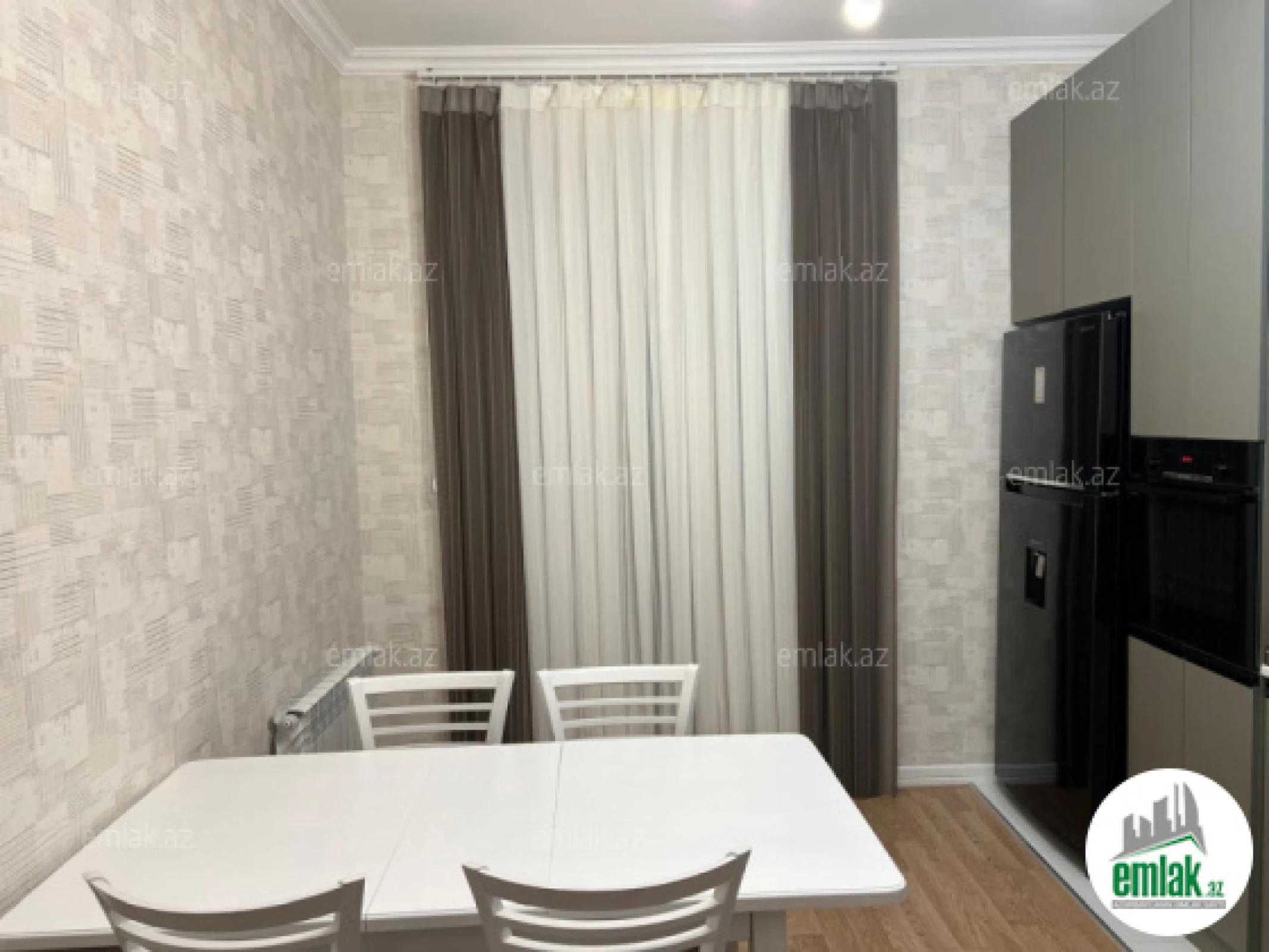 Satılır 3 otaqlı yeni tikili 110 m²
