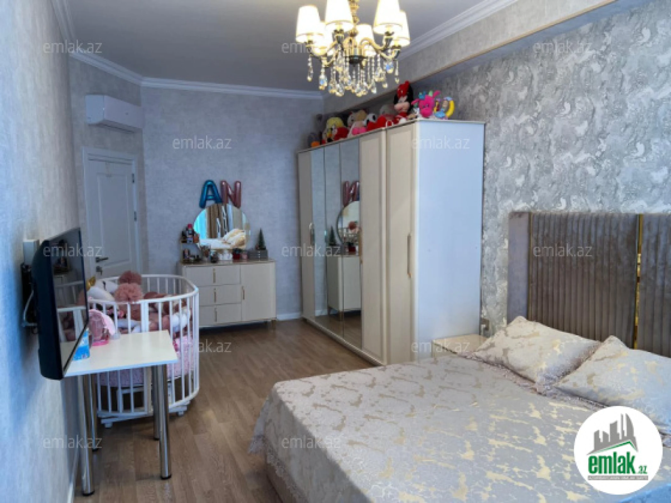 Satılır 3 otaqlı yeni tikili 110 m²