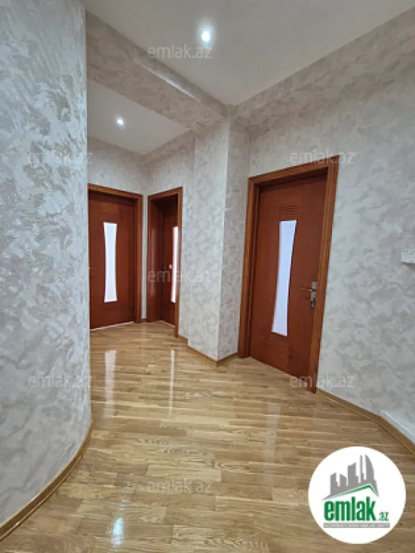Satılır 3 otaqlı yeni tikili 120 m²