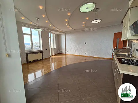 Satılır 3 otaqlı yeni tikili 120 m²