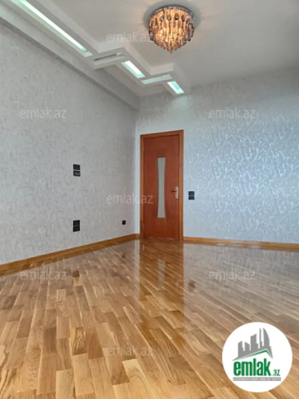 Satılır 3 otaqlı yeni tikili 120 m²
