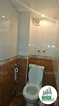 Satılır 2 otaqlı köhnə tikili 65 m²