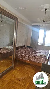 Satılır 2 otaqlı köhnə tikili 65 m²