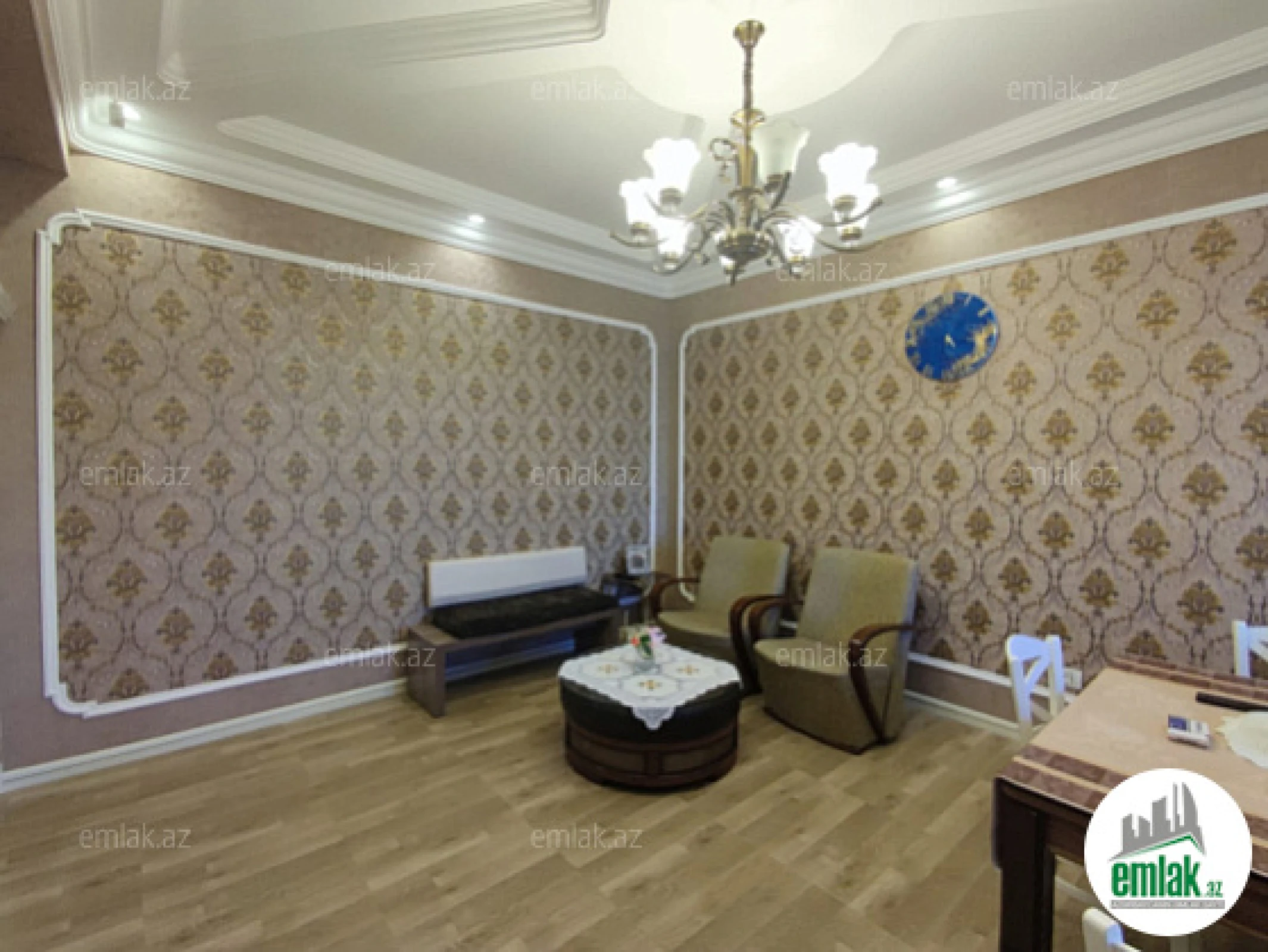 Satılır 9 otaqlı həyət evi 850 m²