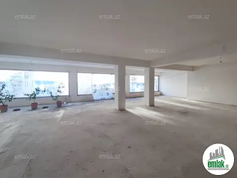 Satılır 9 otaqlı həyət evi 850 m²