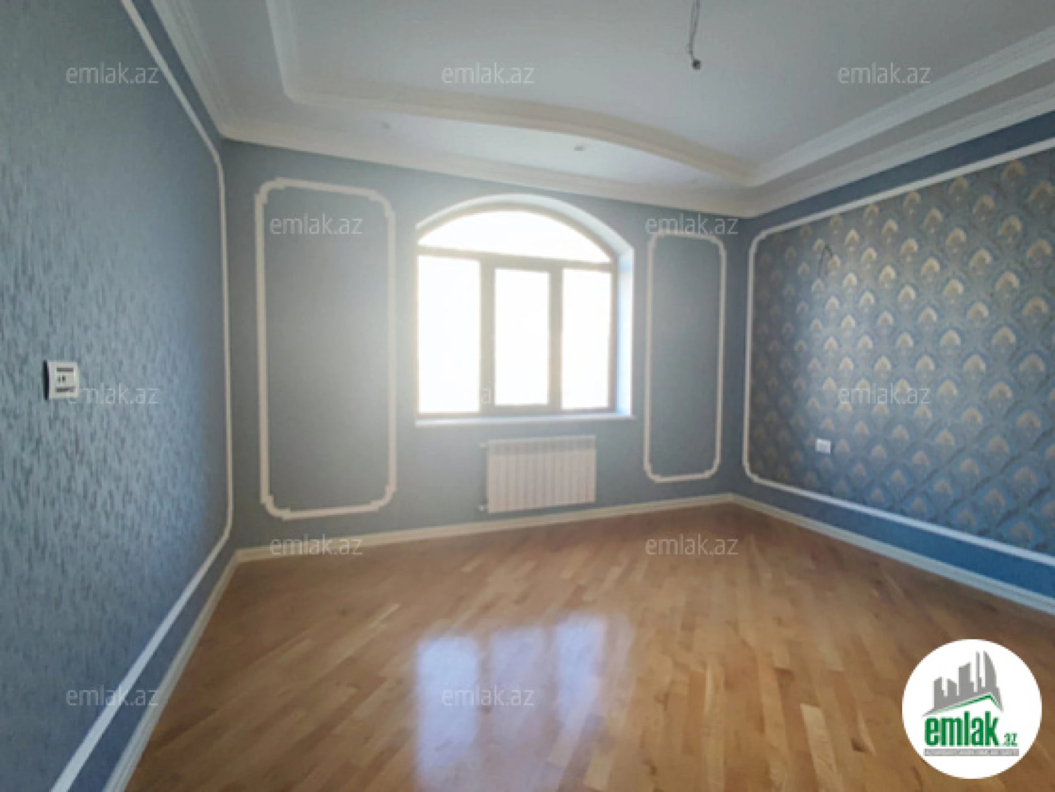 Satılır 9 otaqlı həyət evi 850 m²