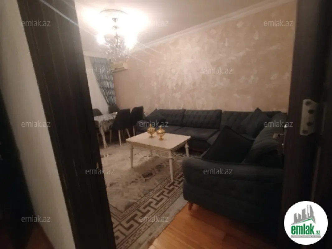 Satılır 3 otaqlı köhnə tikili 52 m²