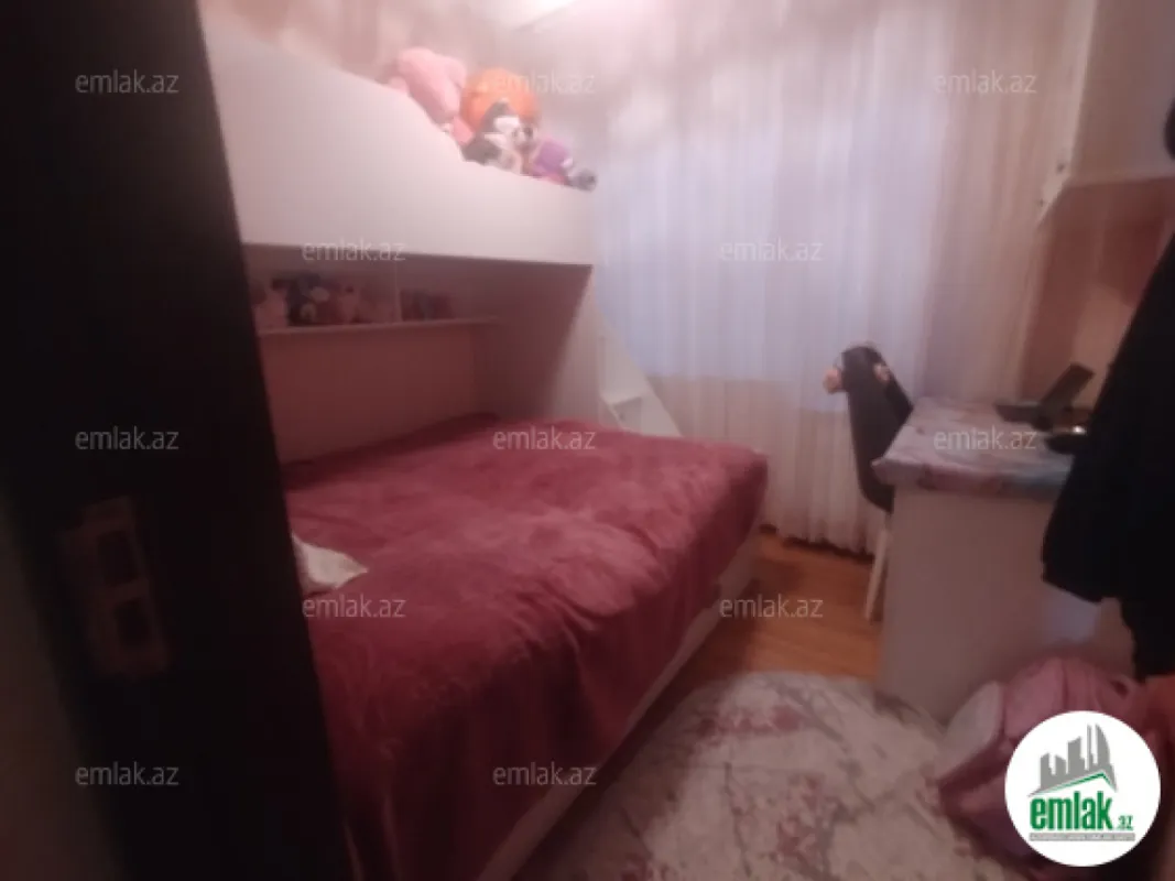 Satılır 3 otaqlı köhnə tikili 52 m²