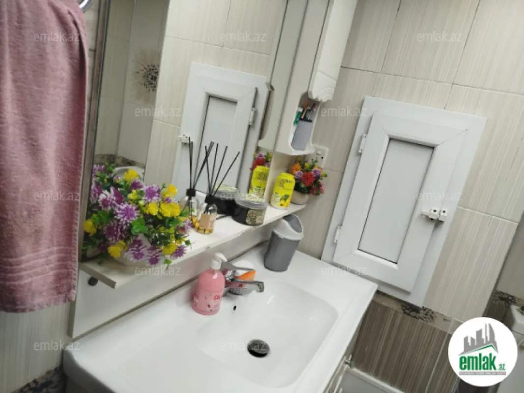 Satılır 3 otaqlı köhnə tikili 52 m²