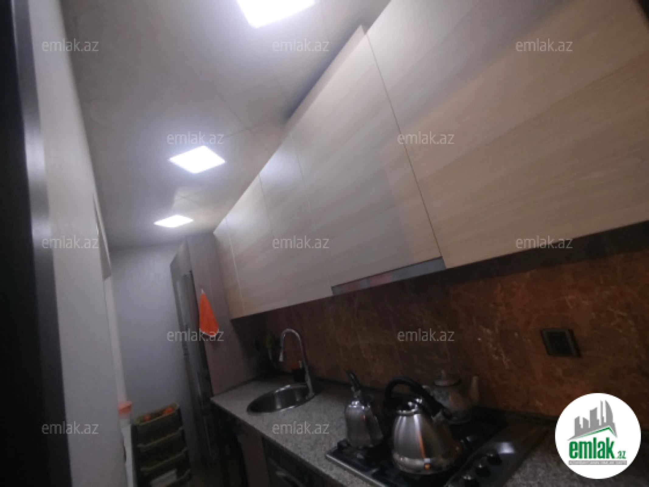 Satılır 3 otaqlı köhnə tikili 52 m²