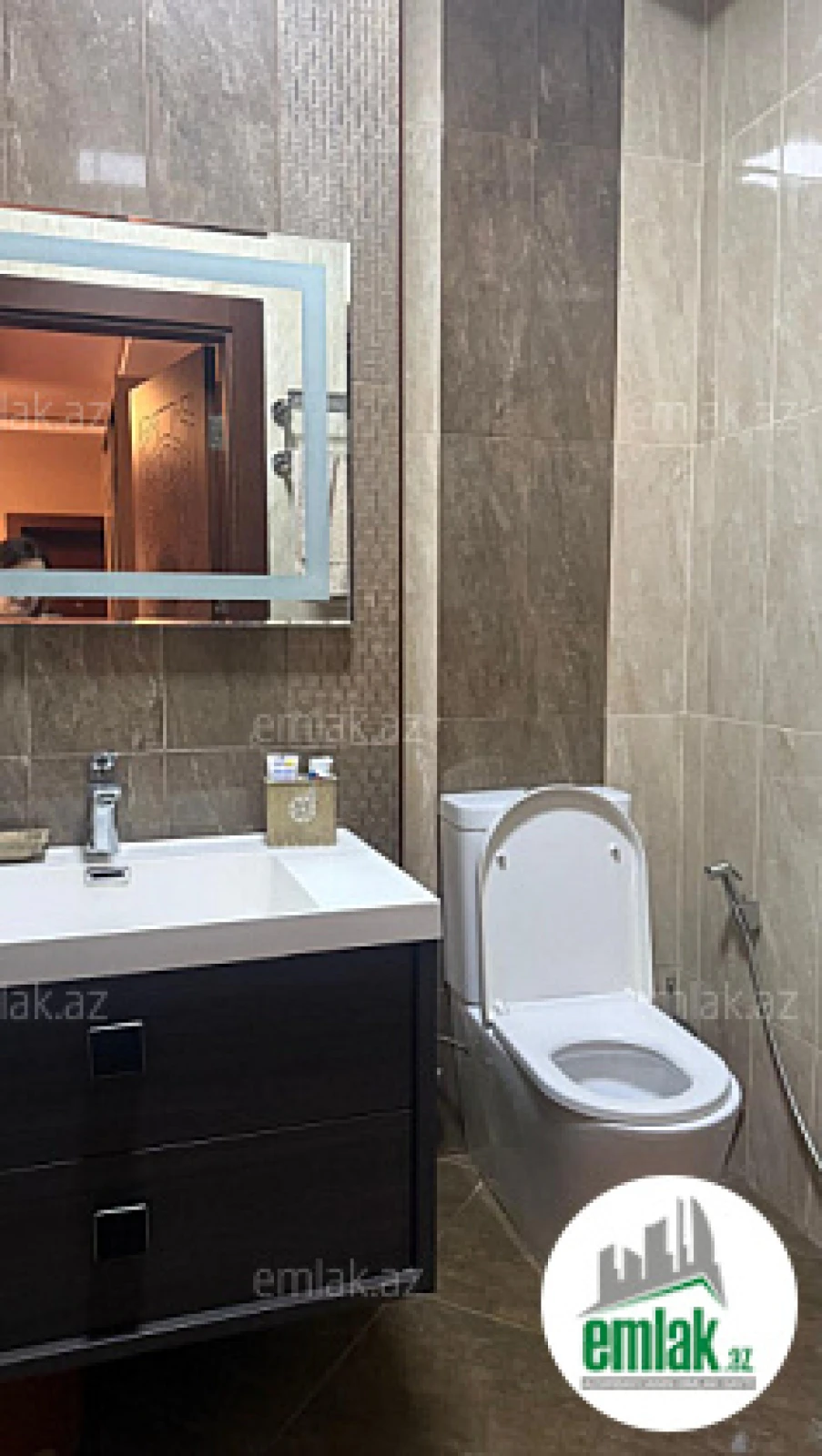 Satılır 4 otaqlı yeni tikili 170 m²