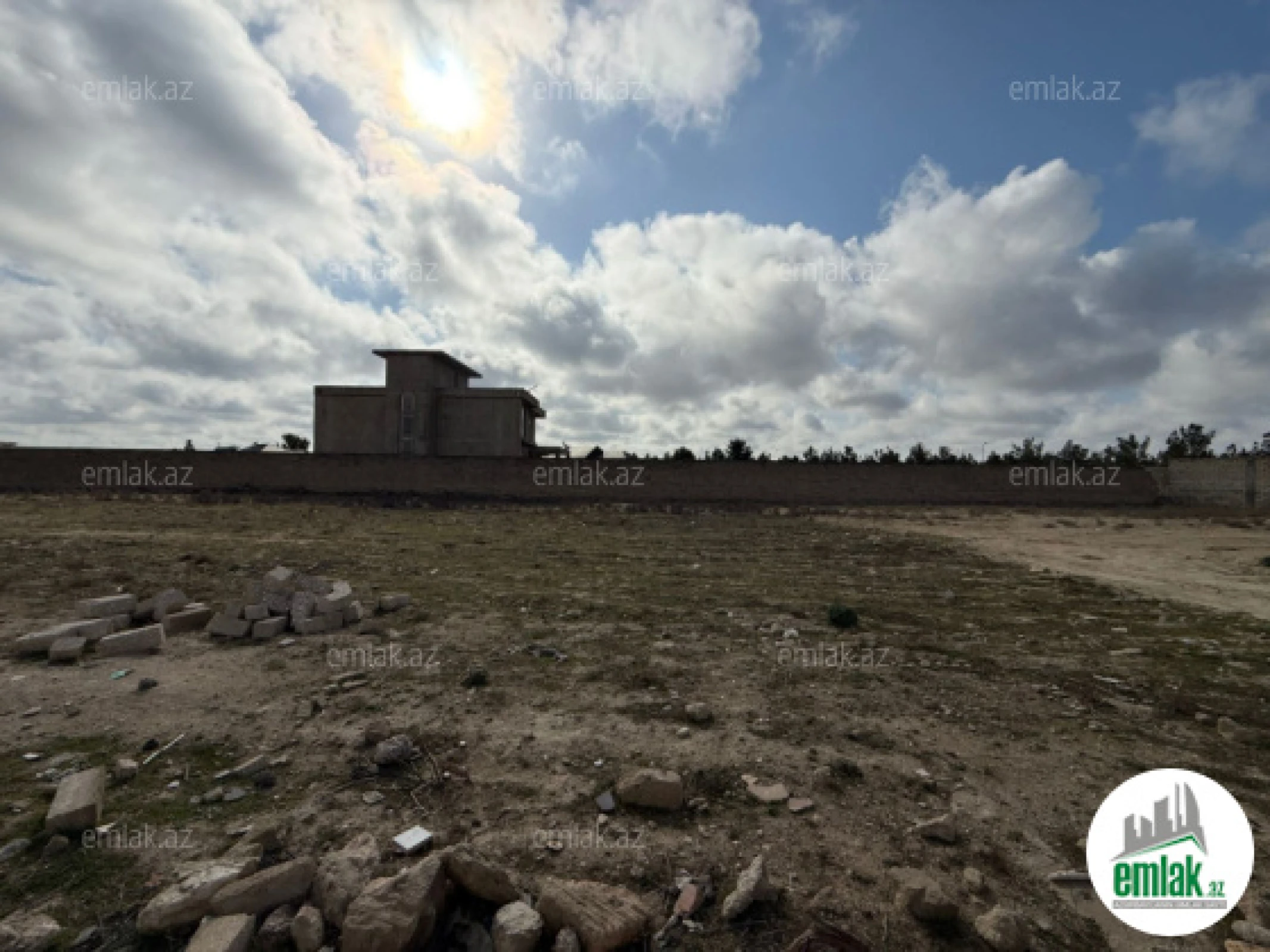 Satılır torpaq sahəsi 25 m²