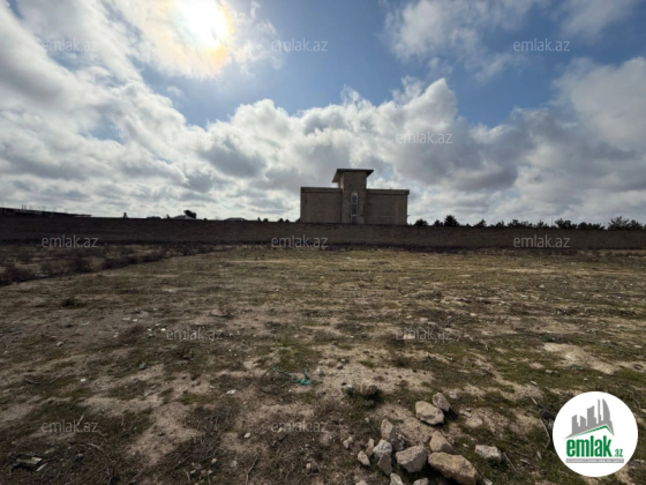 Satılır torpaq sahəsi 25 m²