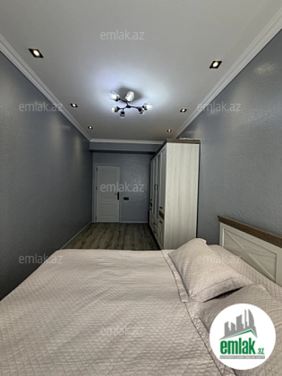 Satılır 4 otaqlı yeni tikili 100 m²