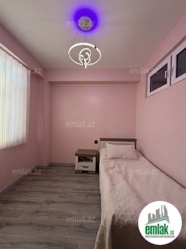 Satılır 4 otaqlı yeni tikili 100 m²