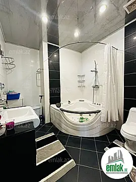 Satılır 3 otaqlı yeni tikili 130 m²