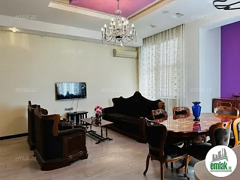 Satılır 3 otaqlı yeni tikili 130 m²