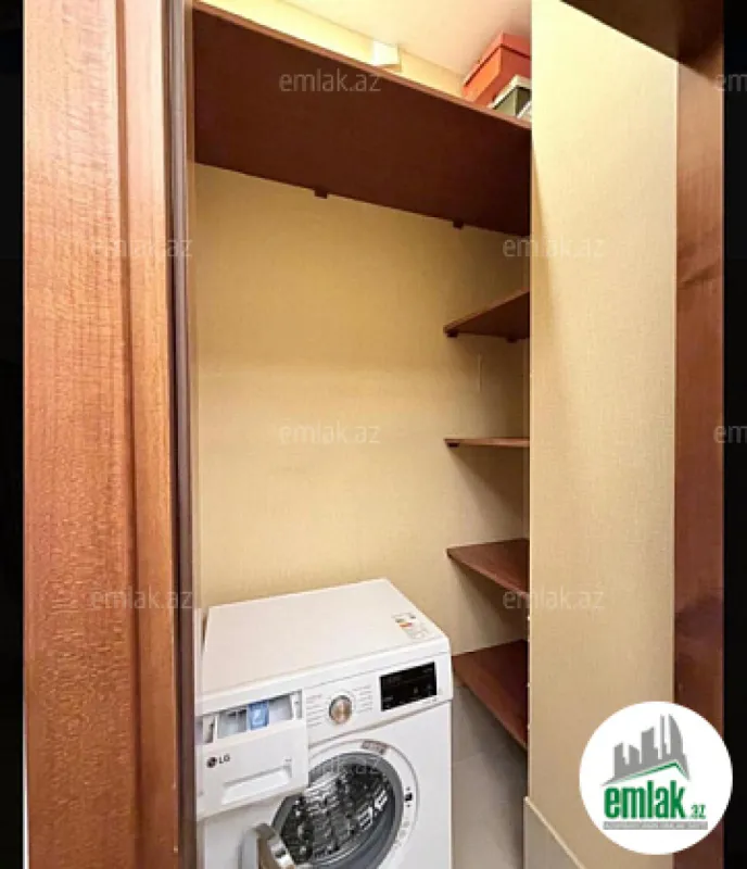 Satılır 3 otaqlı yeni tikili 135 m²