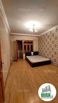 Satılır 2 otaqlı köhnə tikili 65 m²