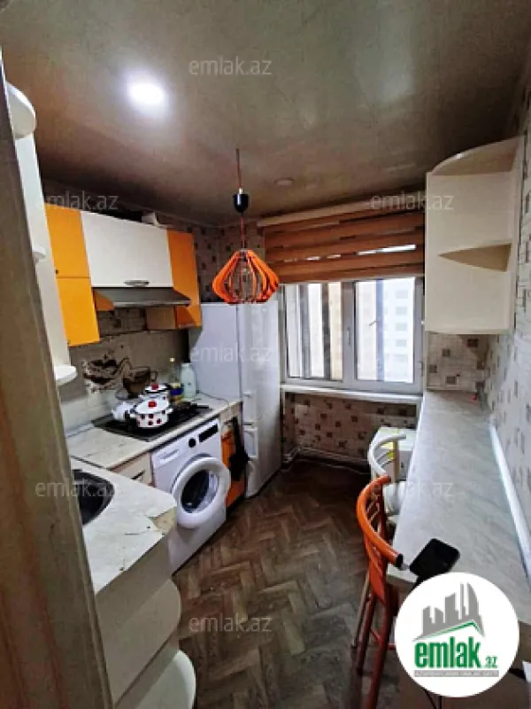 Satılır 2 otaqlı köhnə tikili 60 m²