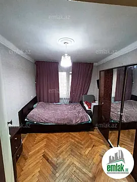 Satılır 2 otaqlı köhnə tikili 60 m²