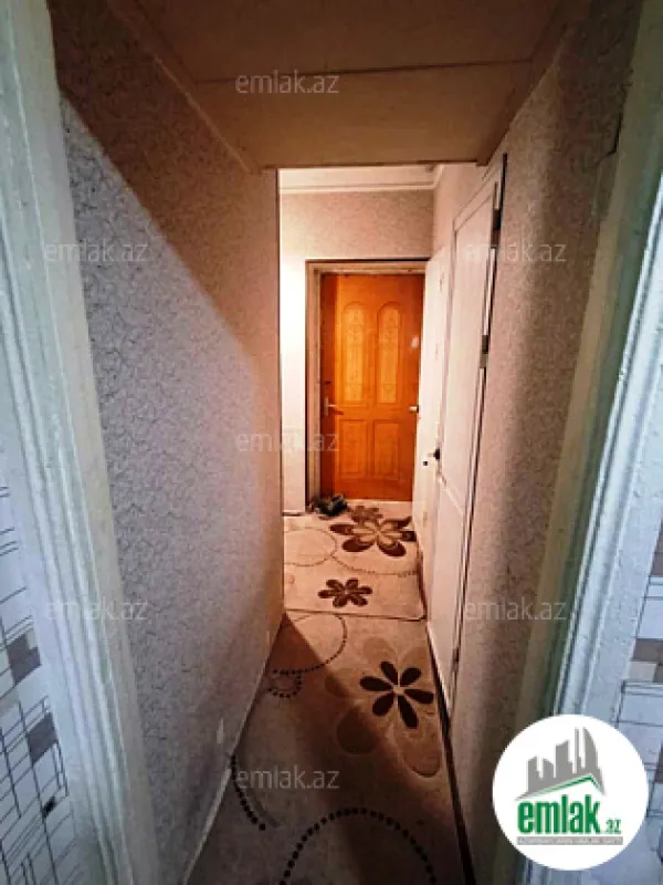 Satılır 2 otaqlı köhnə tikili 60 m²