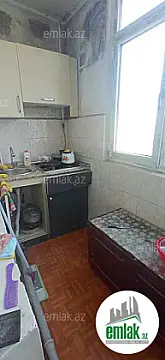 Satılır 2 otaqlı köhnə tikili 40 m²
