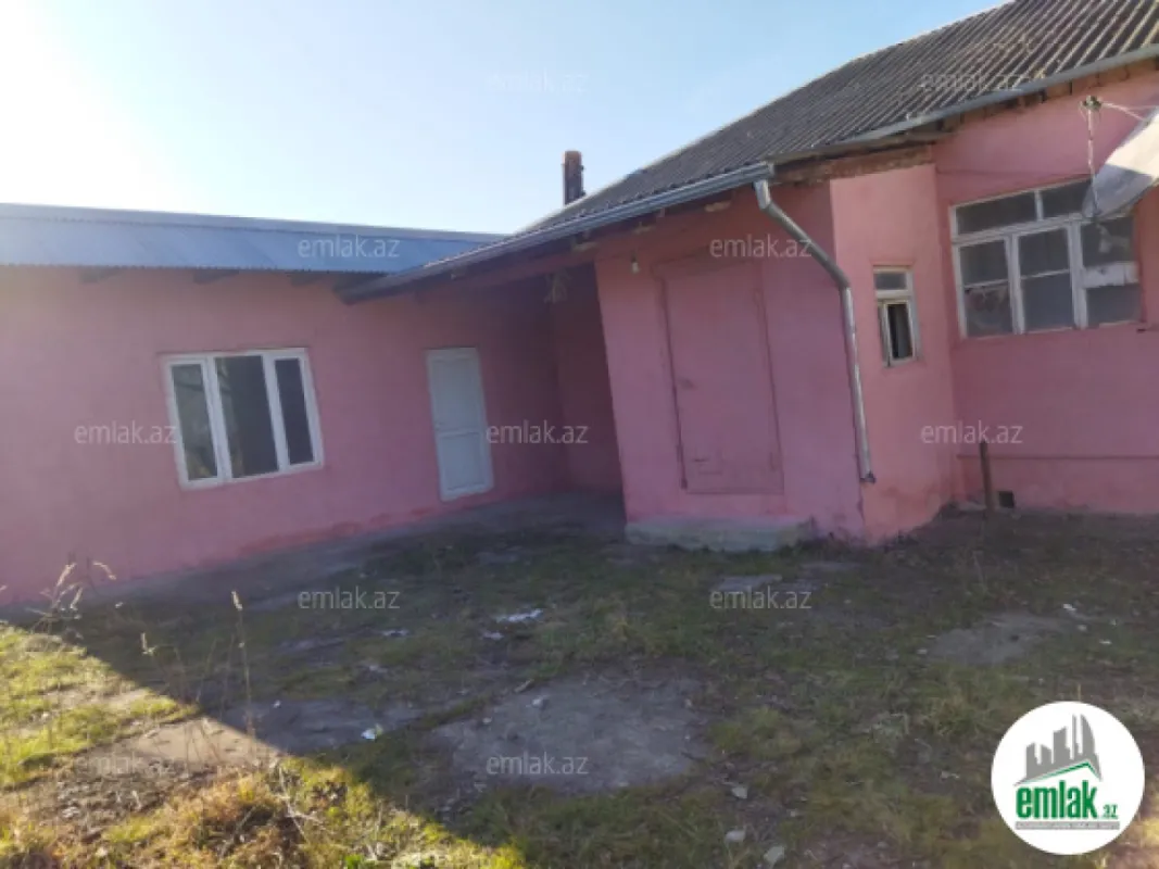 Satılır 3 otaqlı həyət evi 65 m²