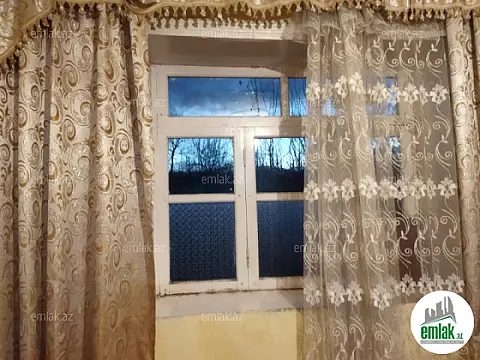 Satılır 3 otaqlı həyət evi 65 m²