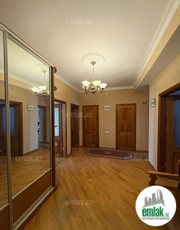 Satılır 3 otaqlı yeni tikili 120 m²